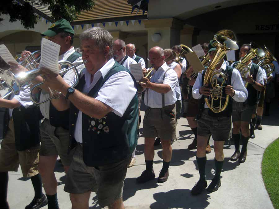 2011.041 - German Day at the Phoenix Club - 08-21-2011