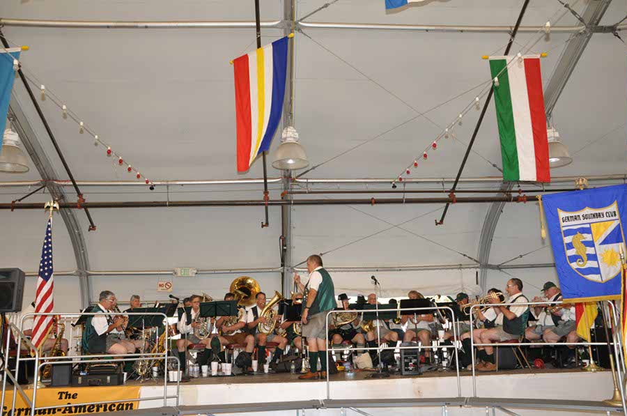 2011.051 - German Day at the Phoenix Club - 08-21-2011