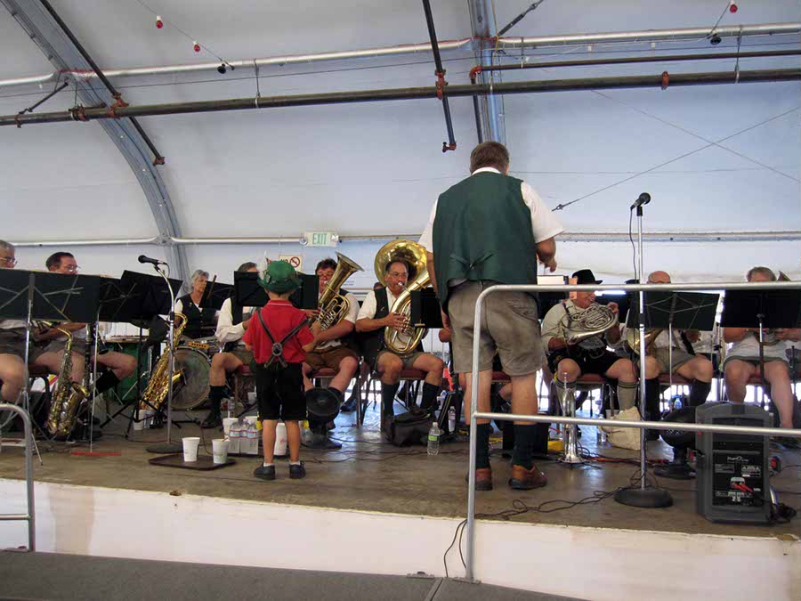 2011.053 - German Day at the Phoenix Club - 08-21-2011