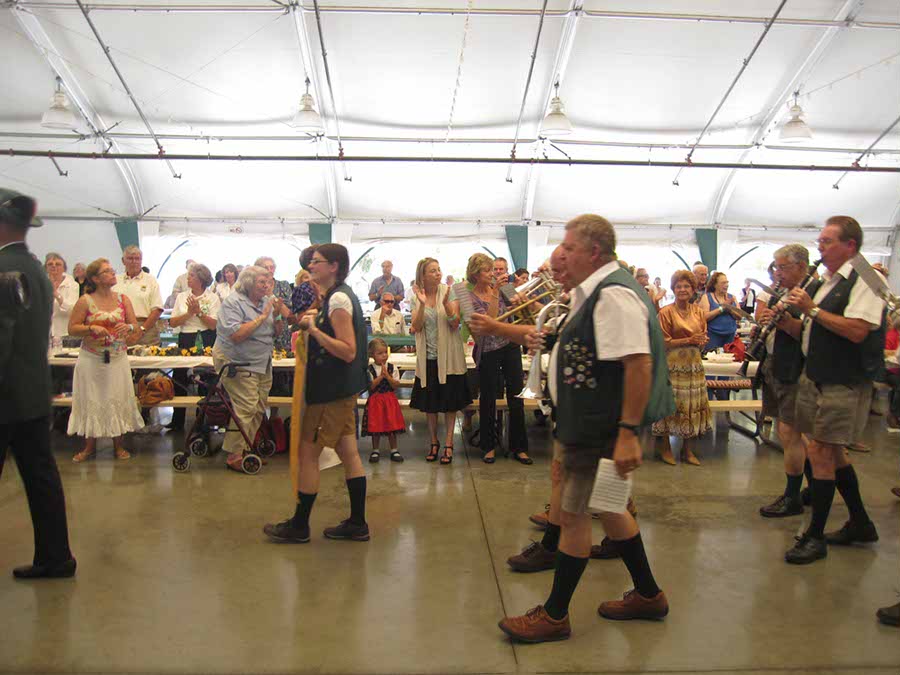 2011.022 - Tag der Donauschwaben - 07-31-2011