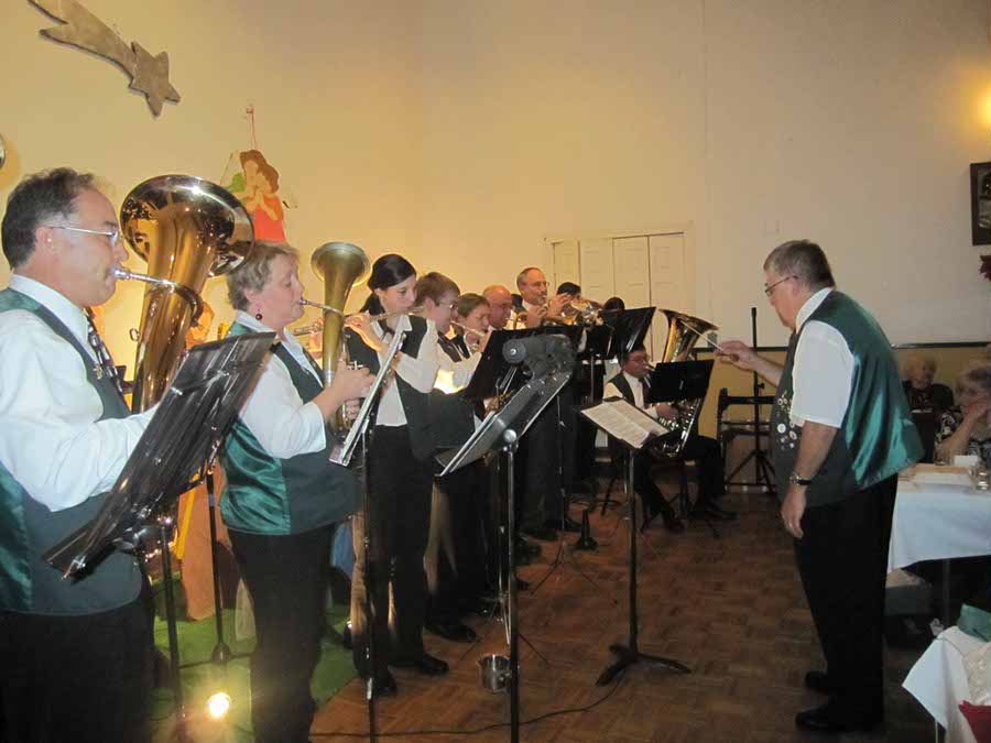 2011.082 - German-American League Christmas Party - 12-16-2011