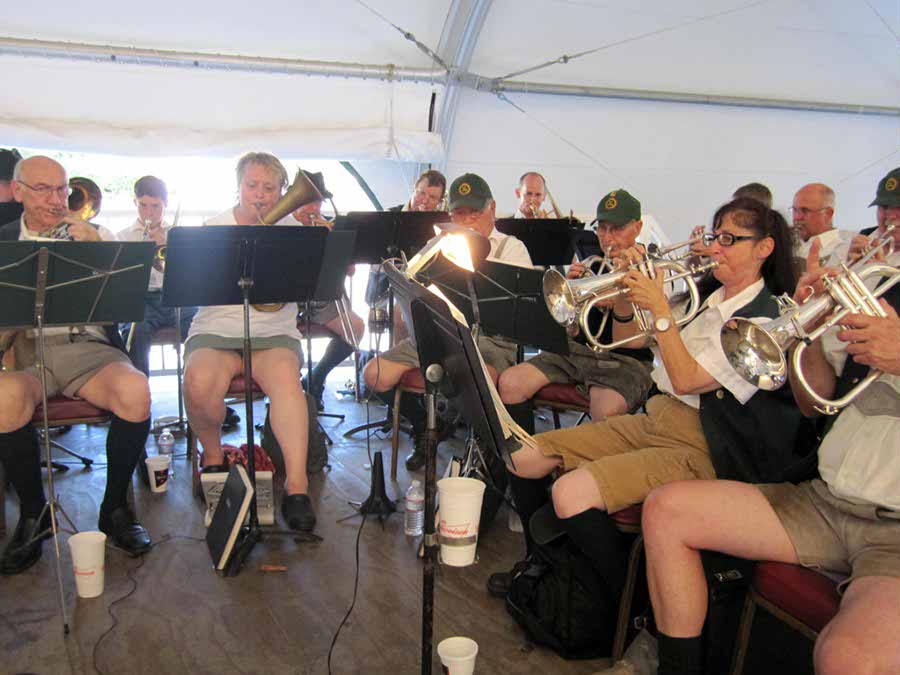 2011.056 - German Day at the Phoenix Club - 08-21-2011