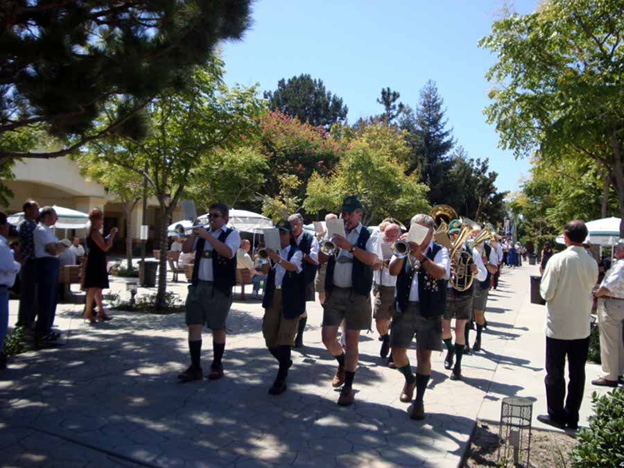 2011.046 - German Day at the Phoenix Club - 08-21-2011