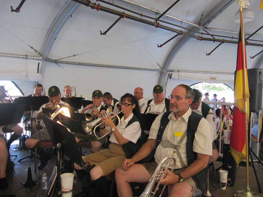 2011.062 - German Day at the Phoenix Club - 08-21-2011