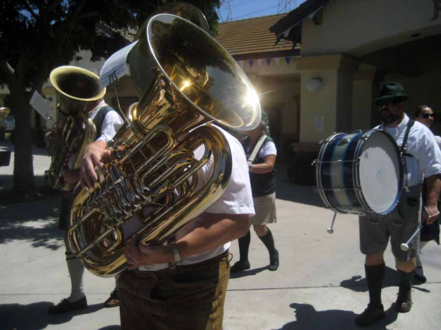 2011.043 - German Day at the Phoenix Club - 08-21-2011