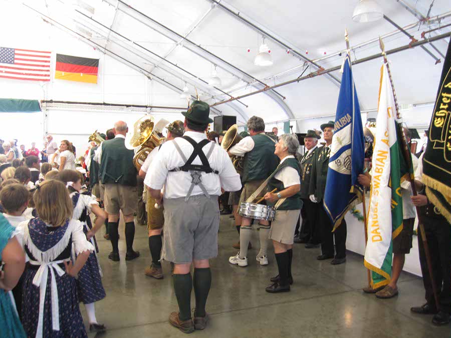 2011.028 - Tag der Donauschwaben - 07-31-2011