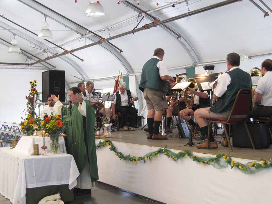 2011.018 - Tag der Donauschwaben - 07-31-2011