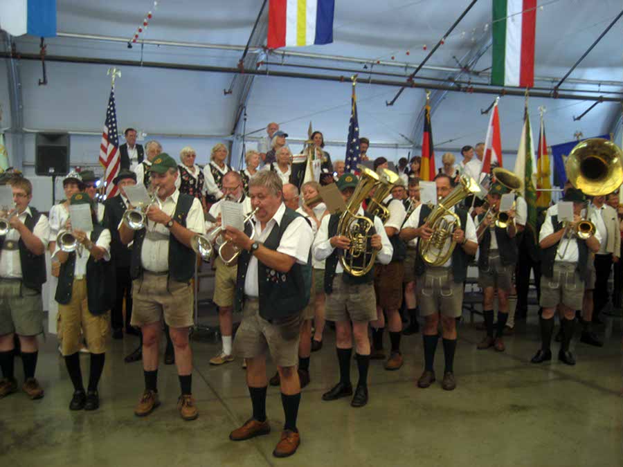 2011.050 - German Day at the Phoenix Club - 08-21-2011