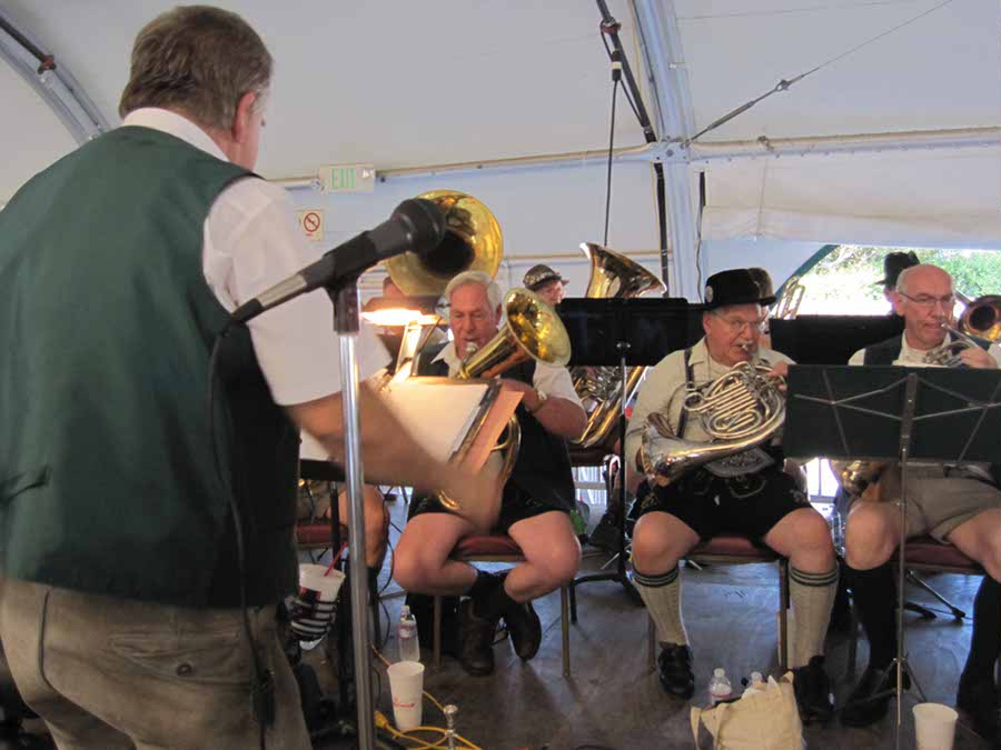 2011.057 - German Day at the Phoenix Club - 08-21-2011